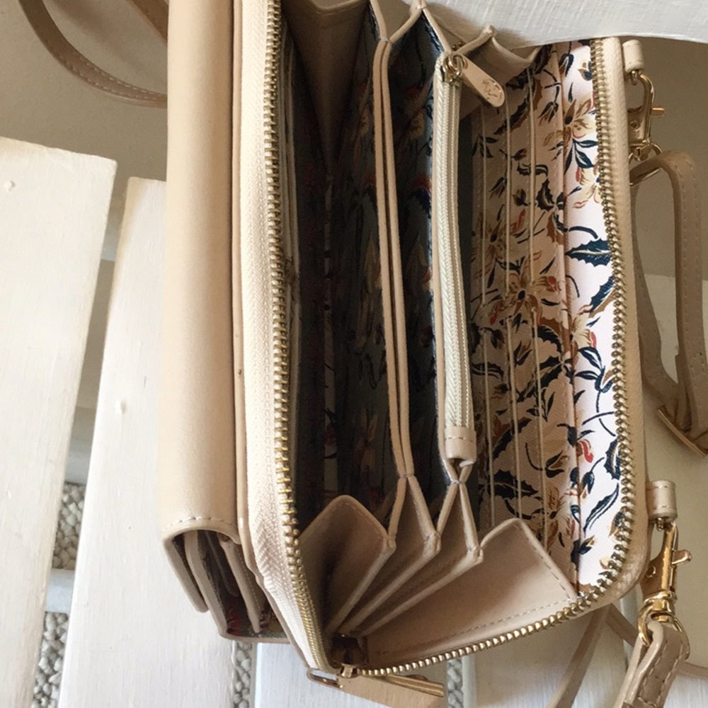 🛍️SOLD Spartina Crossbody Purse Wallet Handbag  Like New Cream Tan - Picture 8 of 16
